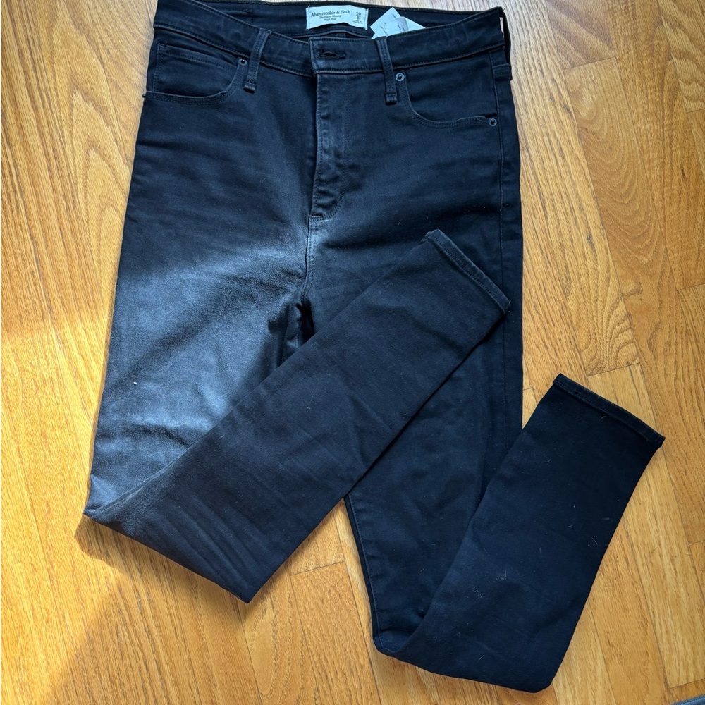 Abercrombie & Fitch Women’s Dark Jeans
